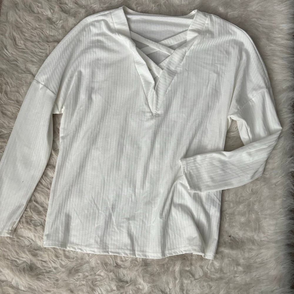 White Long Sleeve V-Neck Top
